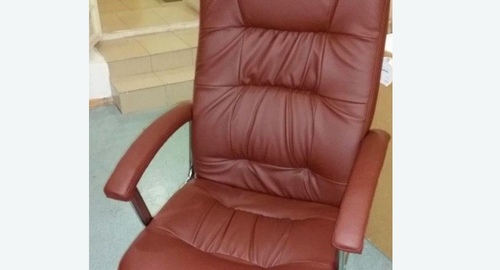 Обтяжка офисного кресла. Сосенский